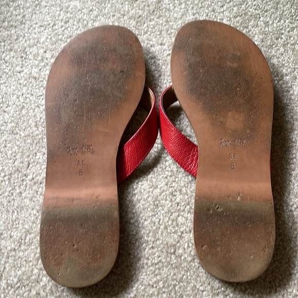 Coach leather thongs. - Picture 3 of 4